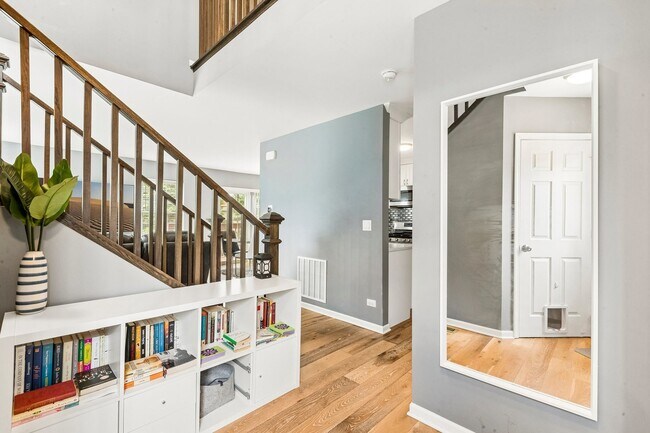 Foto del edificio - 476 Windham Cove Dr