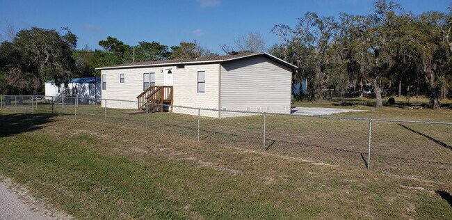 Building Photo - 17010 Meridian Blvd