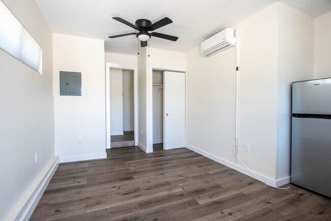 Foto del edificio - Studio ADU Available For Rent In Mira Mesa!