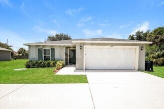 Building Photo - 3866 SW Darwin Blvd