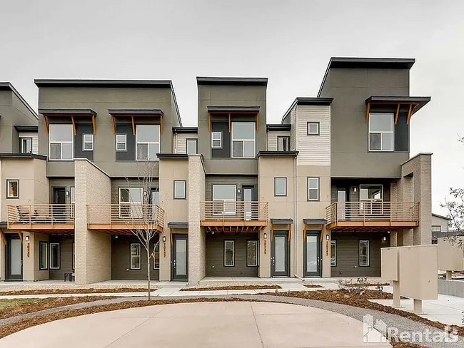 Building Photo - 10139 Belvedere Lp