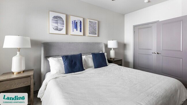 Foto del edificio - 650 S Main St