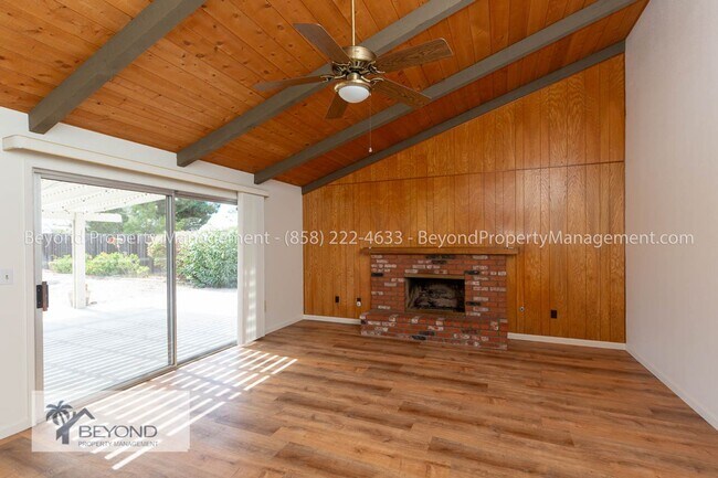Foto del edificio - STYLISHLY UPGRADED 4BD HOME – PET FRIENDLY...