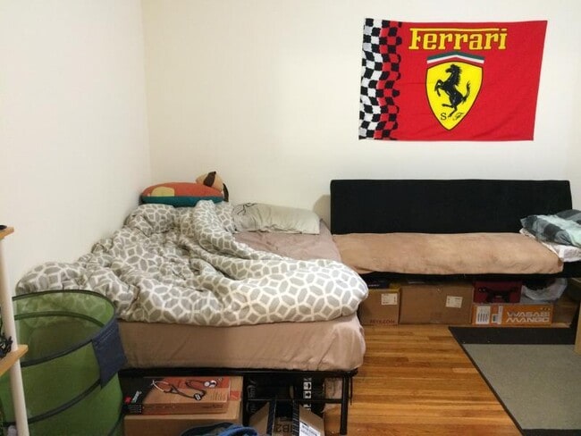 Building Photo - bedroom in Boston MA 02215