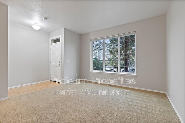 Foto del edificio - 2310 NW Roseburg Terrace