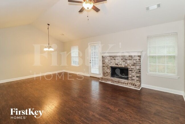 Foto del edificio - 2224 Smallwood Springs Dr