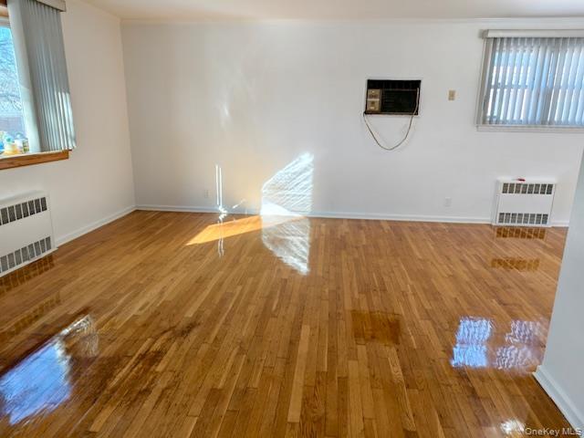 Foto del edificio - 58-27-58208 208th St