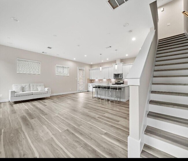 Foto del edificio - Brand New Construction in Houston!