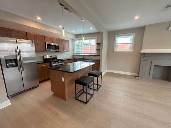 Foto del edificio - 1117-1119 S. Braddock Ave.