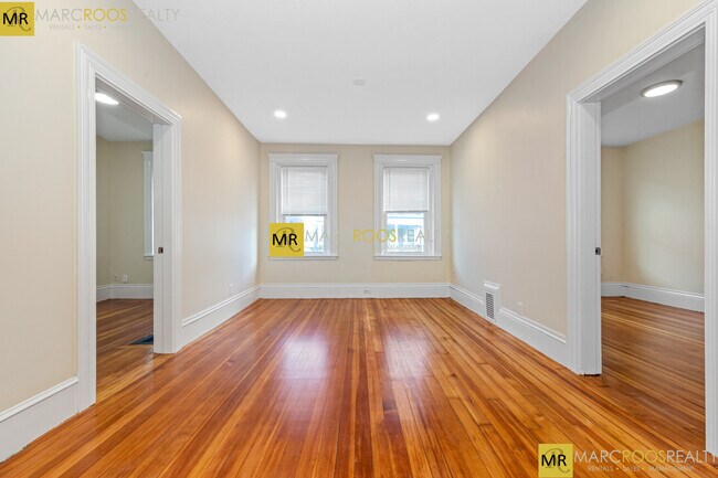 Foto del edificio - 42 Brackett St