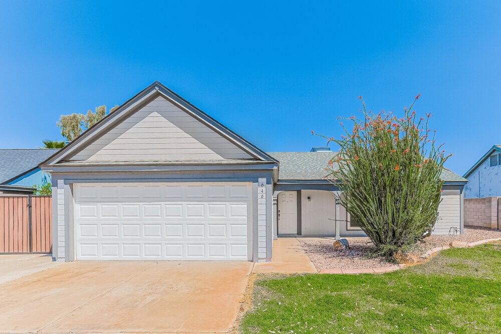 Foto principal - 646 E Gila Ln