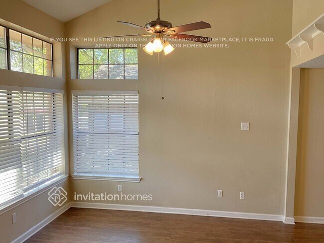 Foto del edificio - 2117 Belmont Park Dr