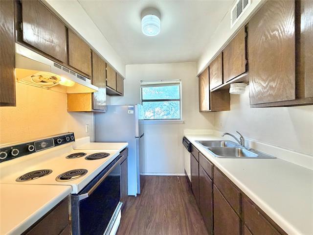 Foto del edificio - 2526 W Prairie St