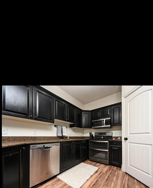 Cocina - 145 E 620 S