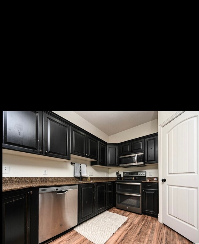 Kitchen - 145 E 620 S