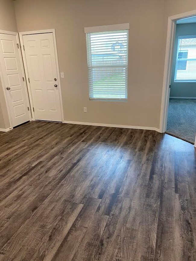 Building Photo - Beautiful home in Park Meadows
