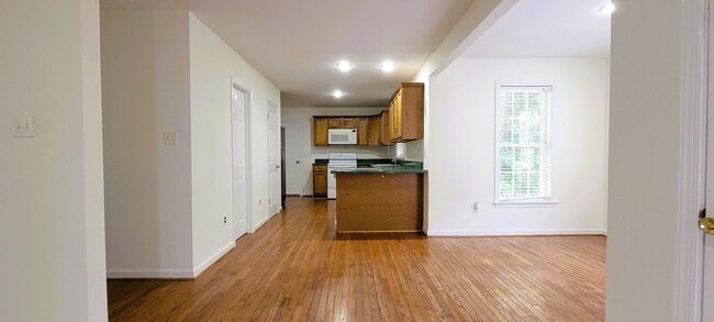 Building Photo - 12351 Grove Pl