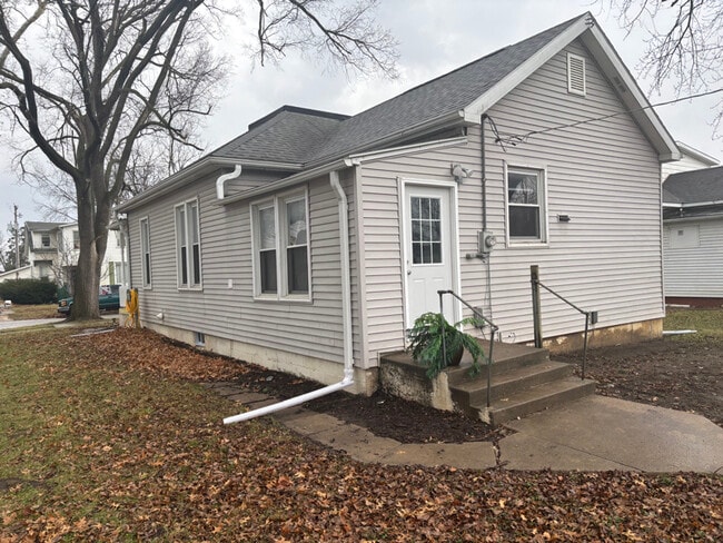 Building Photo - 2015 Avenue J