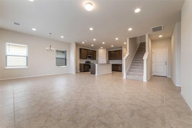 Foto del edificio - 2731 Winding Creek Rd