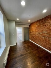 Building Photo - 2131 E Tioga St