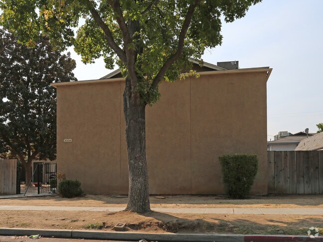 Foto del edificio - 3338 E Sierra Madre Ave, Fresno CA 93726