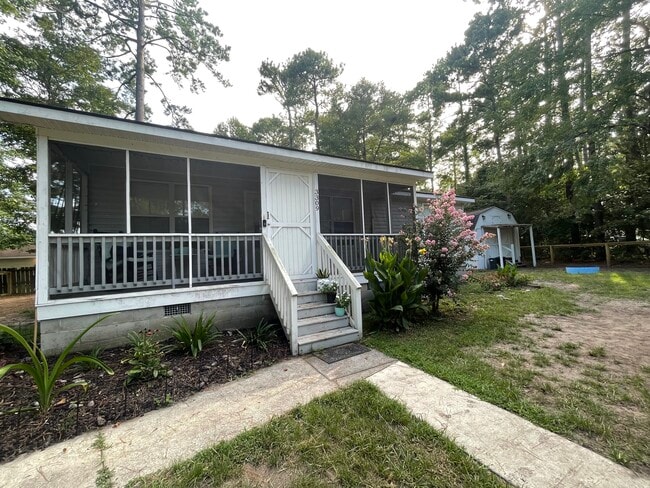 Building Photo - 3309 Valcour Dr