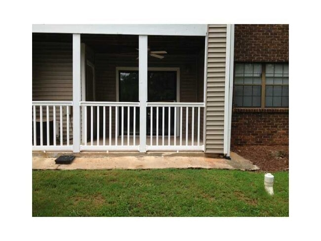 Photo - 616 Barrington Hills Dr House