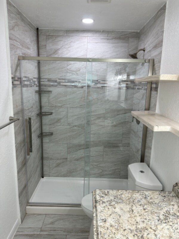 Foto del edificio - 6115 Standing Oaks Dr