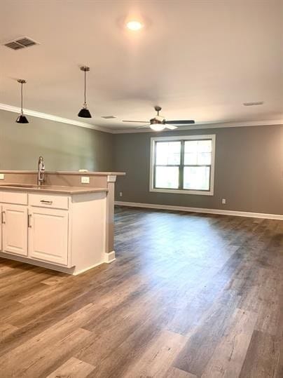 Foto del edificio - 2506 E Main St