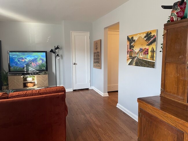 Foto del edificio - 480 Crestwood Ave
