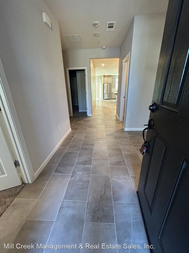 Foto del edificio - 3 br, 3 bath House - 3411 E Harter