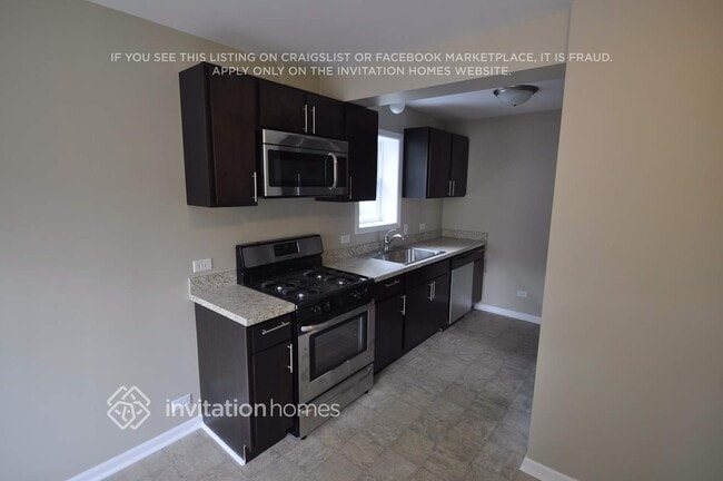 Building Photo - 1541 Boeger Ave
