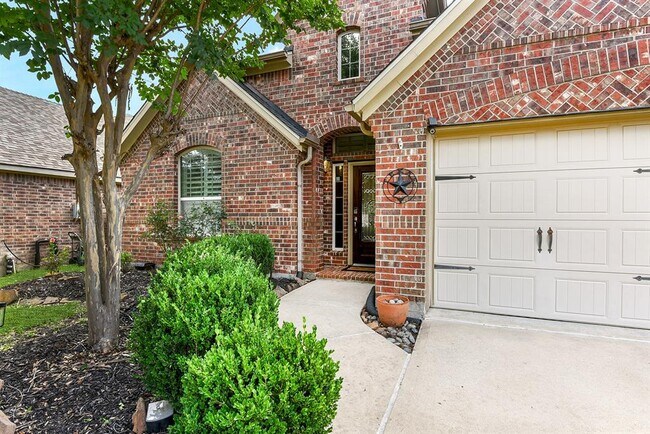 Building Photo - 2911 Fair Chase Dr