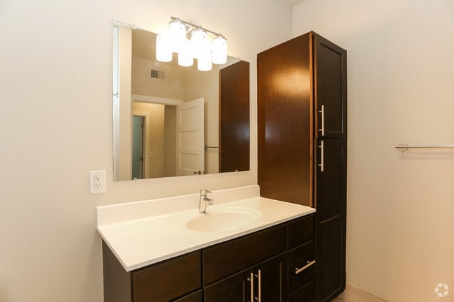 Bathroom - The Station at Manayunk
