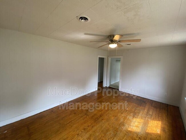 Foto del edificio - 309 3rd St