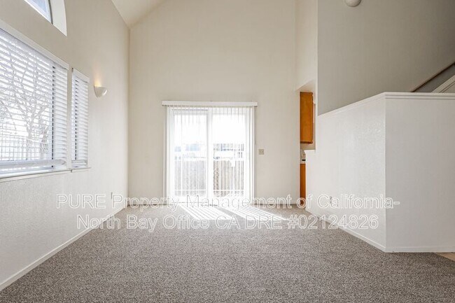 Foto del edificio - 1336 Jennings Park Way