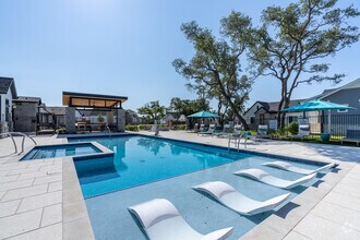 Building Photo - Avilla Berry Creek Highlands