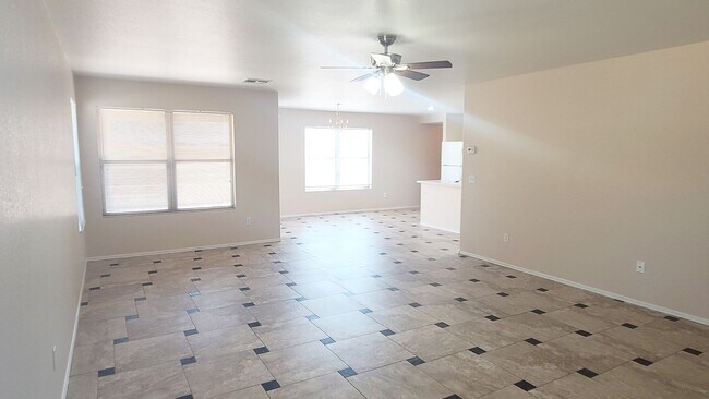 Foto del edificio - 4 bedroom in Chandler
