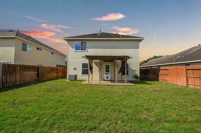 Building Photo - 6631 Colonial Rose Ln