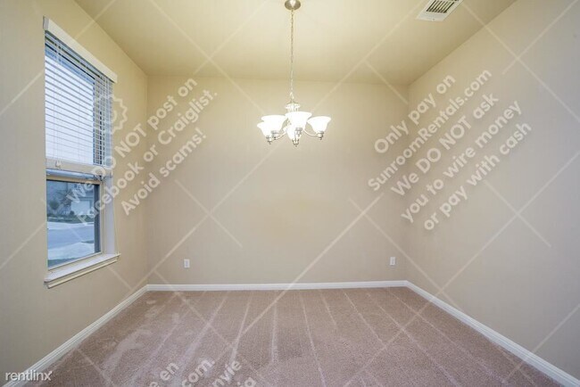 Foto del edificio - 4 br, 2.5 bath House - 19112 Scoria Dr