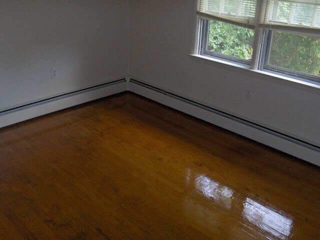 Building Photo - A 2nd floor 2 bedroom, 1 bath apartment