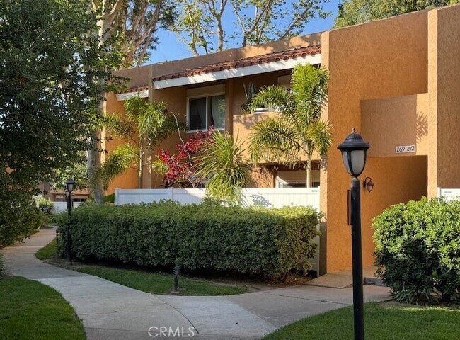 Foto del edificio - 1101 W MacArthur Blvd