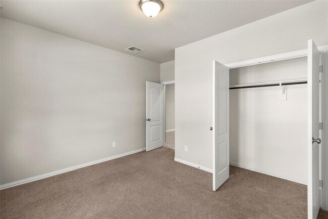 Building Photo - 8235 Delta Down Dr