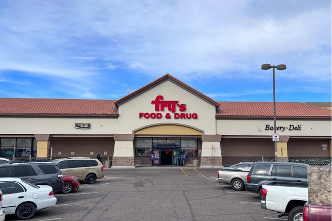 Building Photo - 3Bed/2Bath Home at Broadway/16th St! $399 MOVE-IN SPECIAL! Move-In Ready on 12/04/2025!