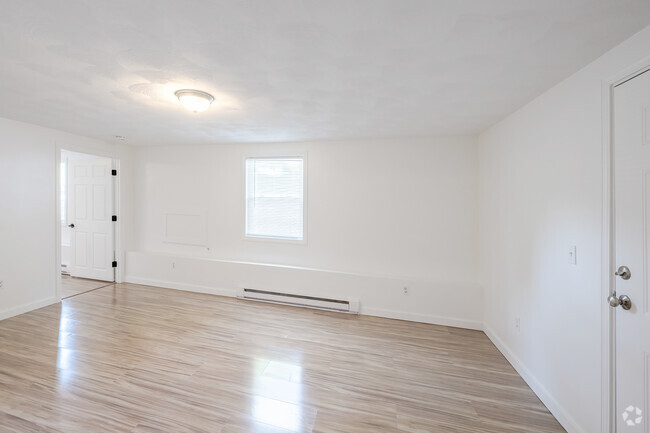 2 BR, 1 BA, 1er piso - 855 Providence St