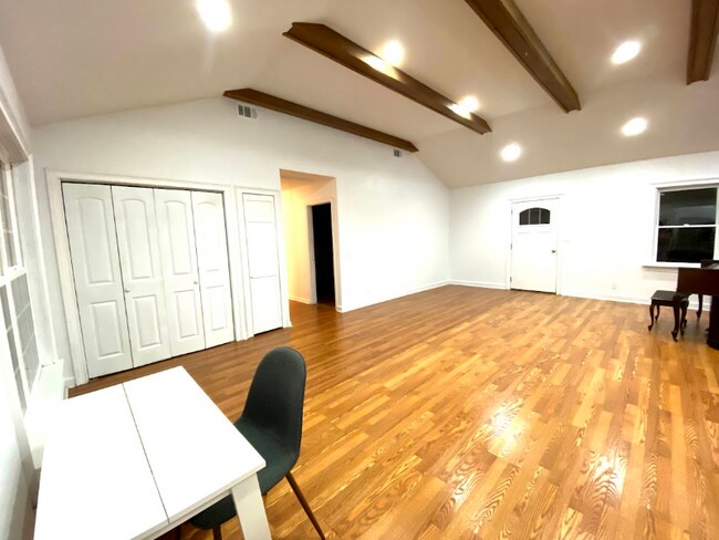 Building Photo - 1323 GA-111