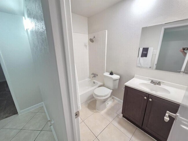 Foto del edificio - 15630 Camino Del Sol Dr