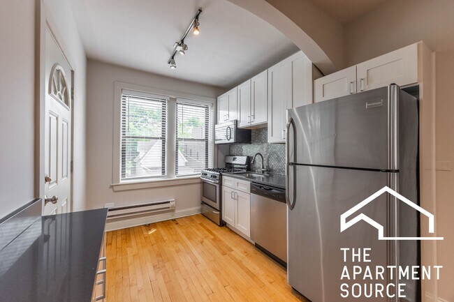 Foto del edificio - 2331 N Rockwell St