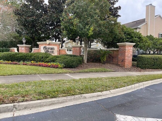 Foto del edificio - 11141 Castlemain Cir S