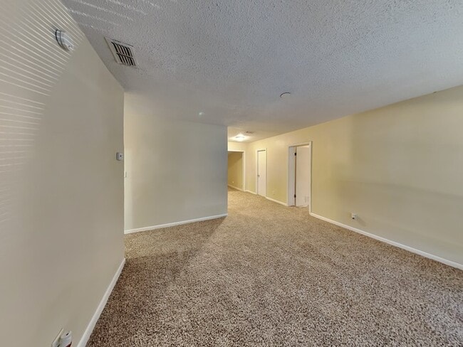 Building Photo - 237 Blairmore Blvd W
